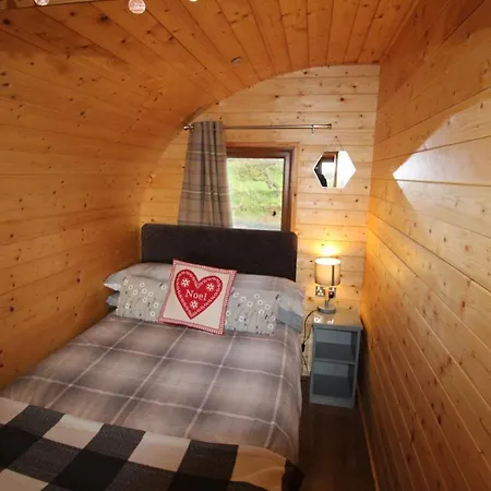 Gelt Pod, Hayton *